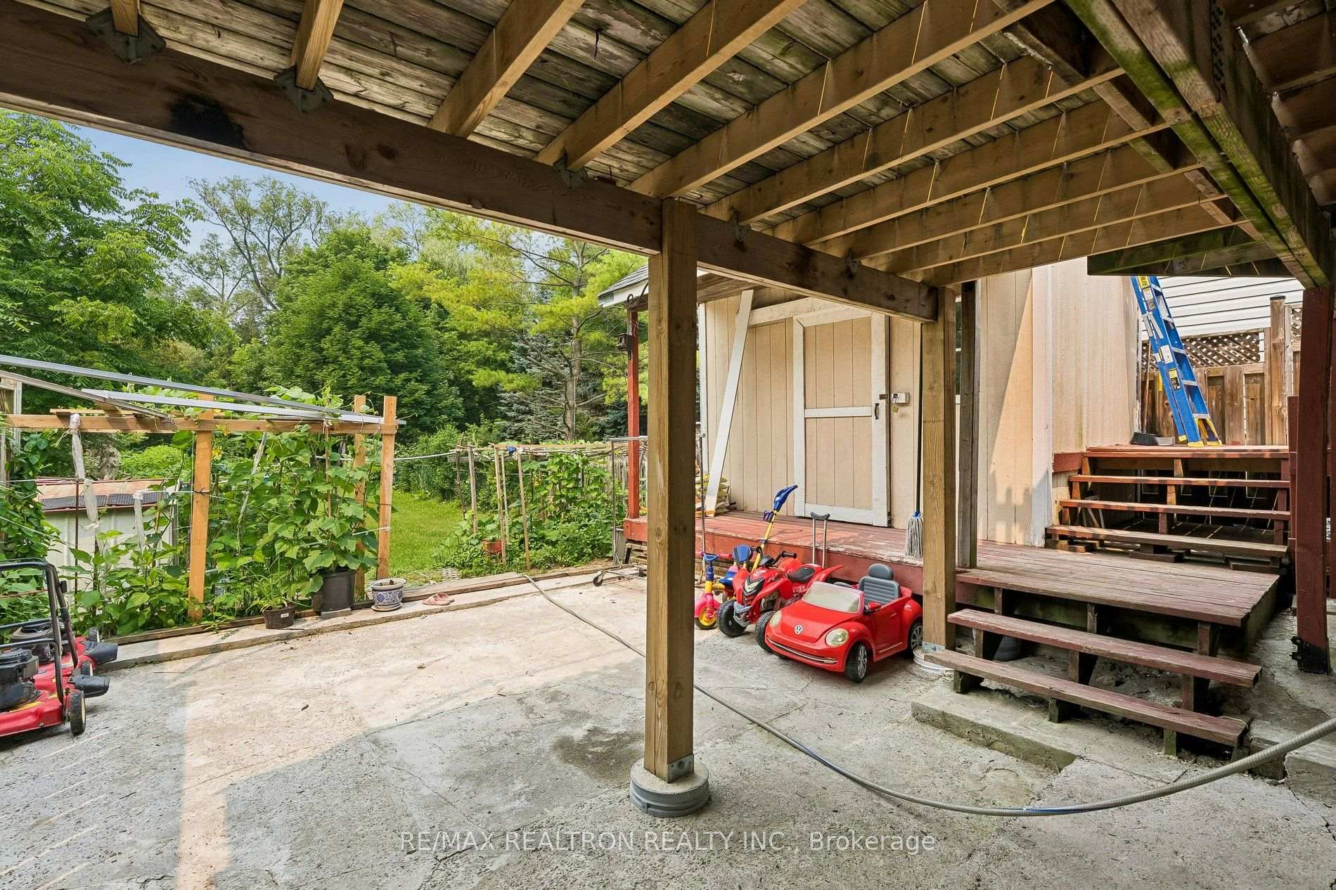 Photo 38 of 28 Machell Avenue, Aurora, Aurora Village — HOMEH