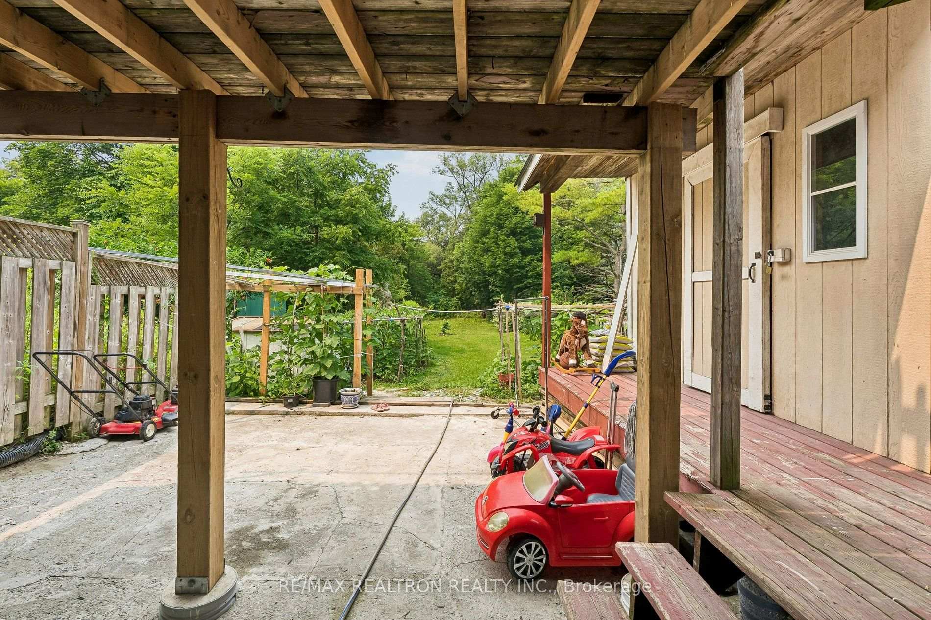 Photo 39 of 28 Machell Avenue, Aurora, Aurora Village — HOMEH