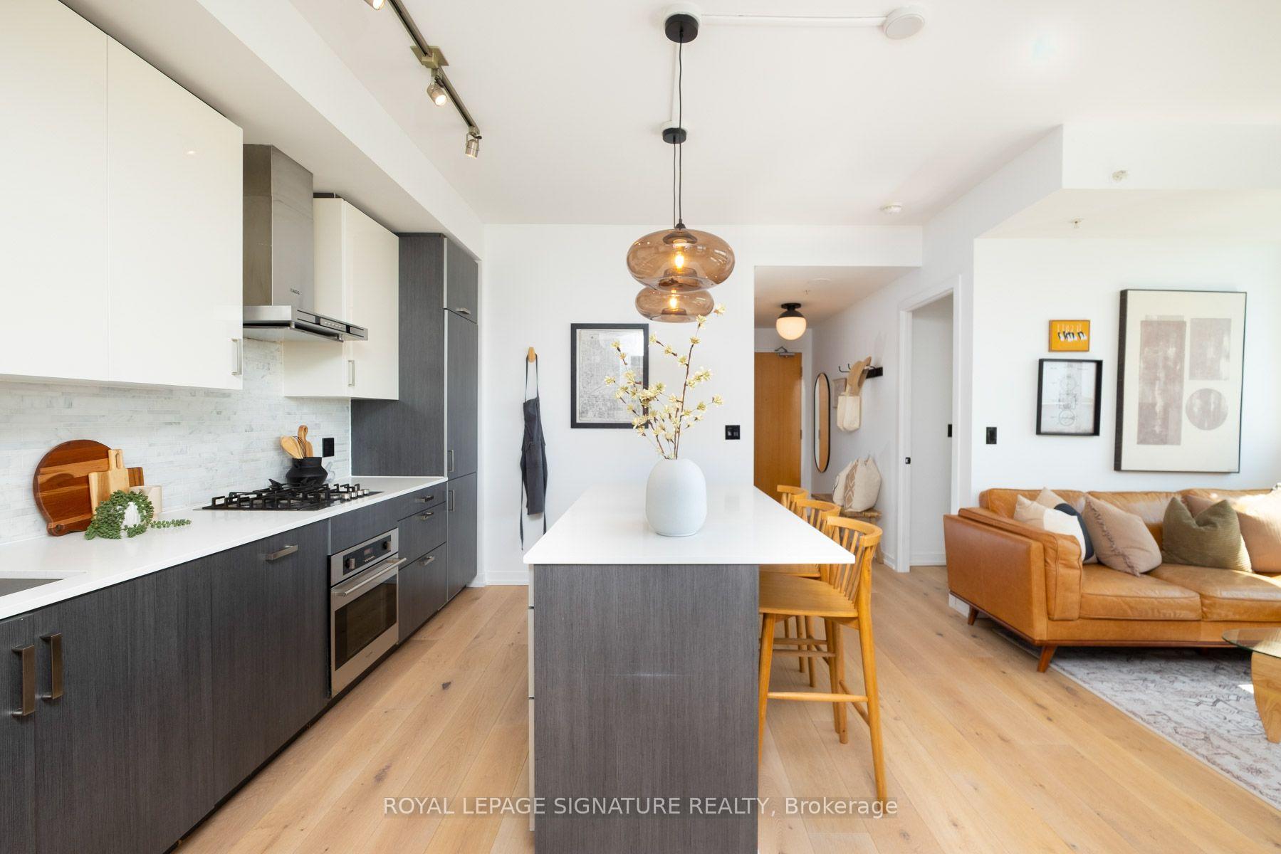 Photo 7 of Unit 610, 36 Howard Park Avenue, Toronto, Roncesvalles — HOMEH