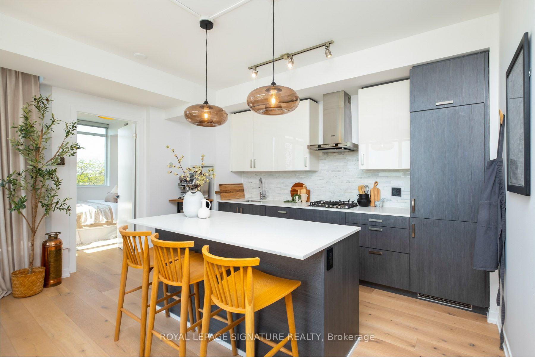 Photo 9 of Unit 610, 36 Howard Park Avenue, Toronto, Roncesvalles — HOMEH