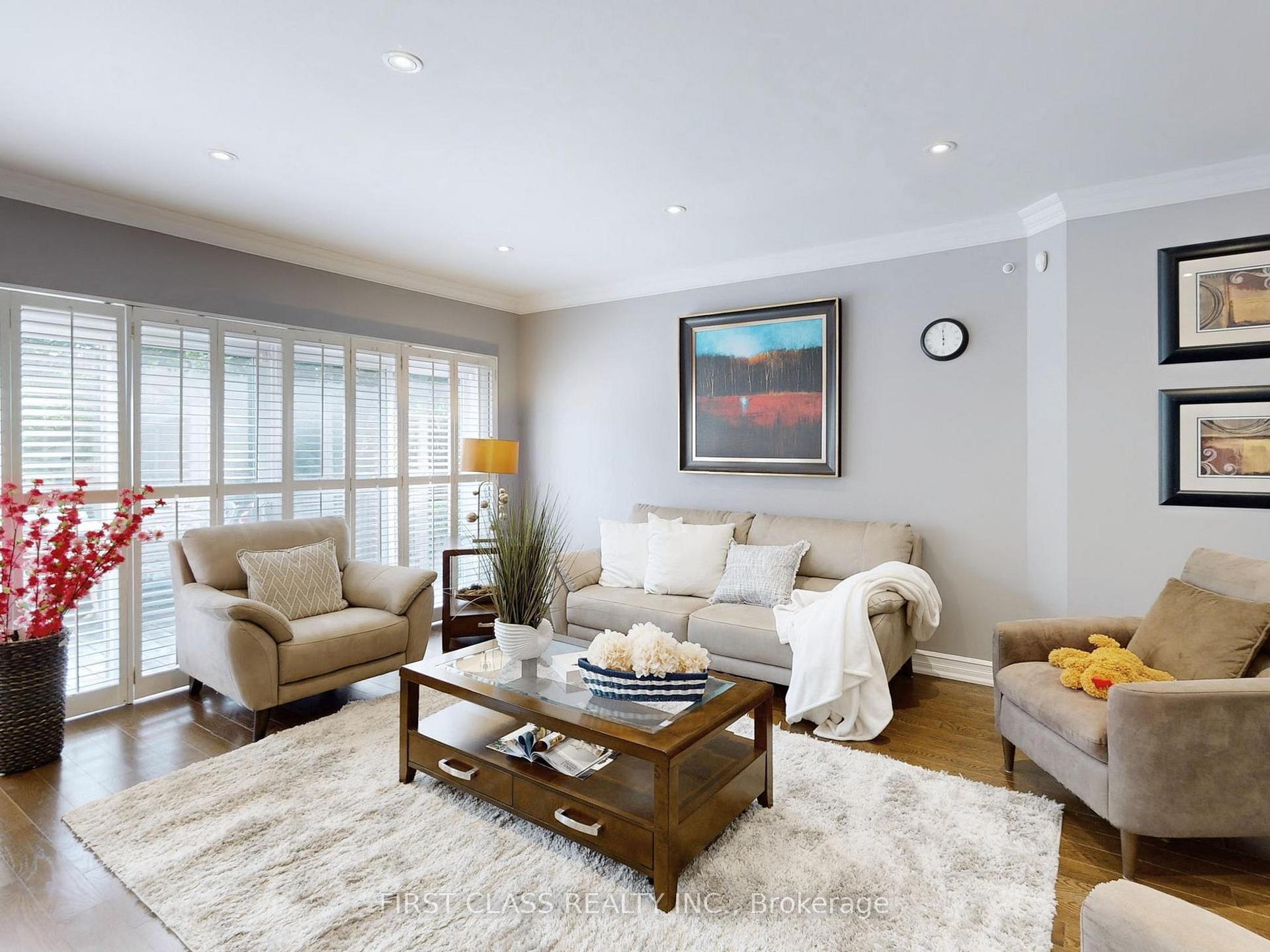 Photo 6 of 125 Longwater Chase, Markham, Unionville — HOMEH