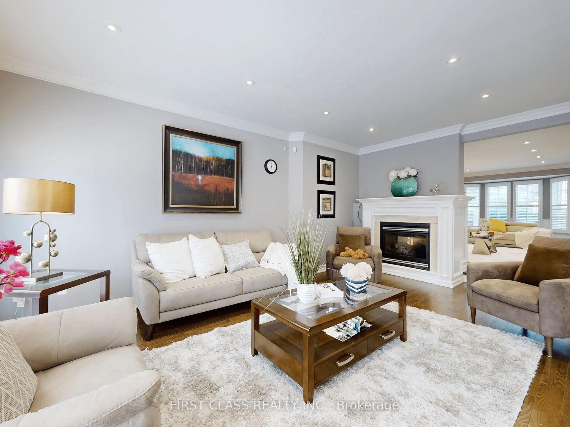 Photo 14 of 125 Longwater Chase, Markham, Unionville — HOMEH