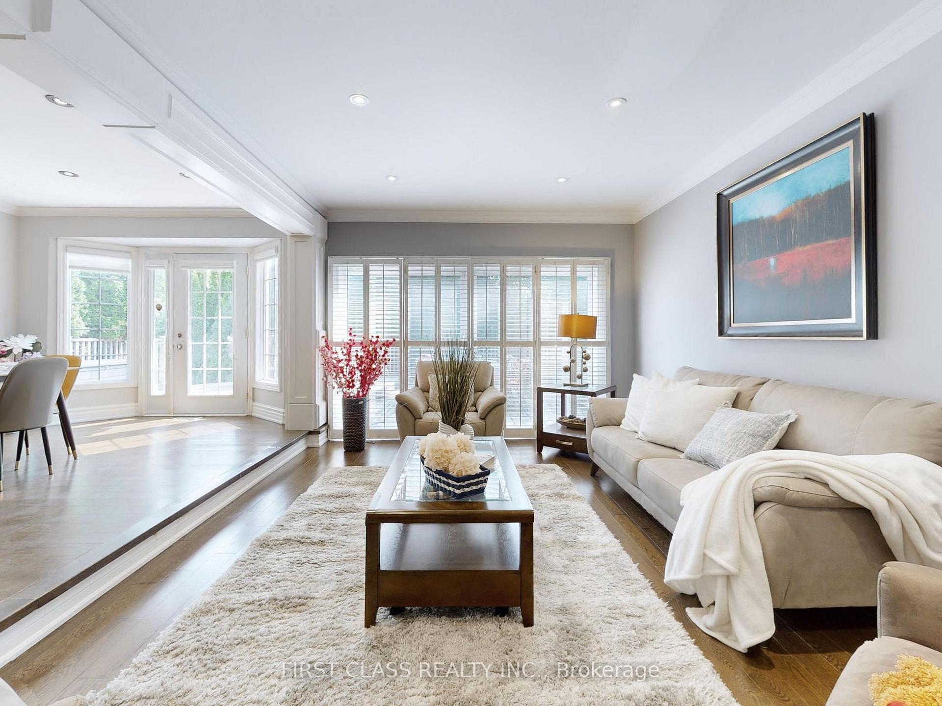 Photo 16 of 125 Longwater Chase, Markham, Unionville — HOMEH