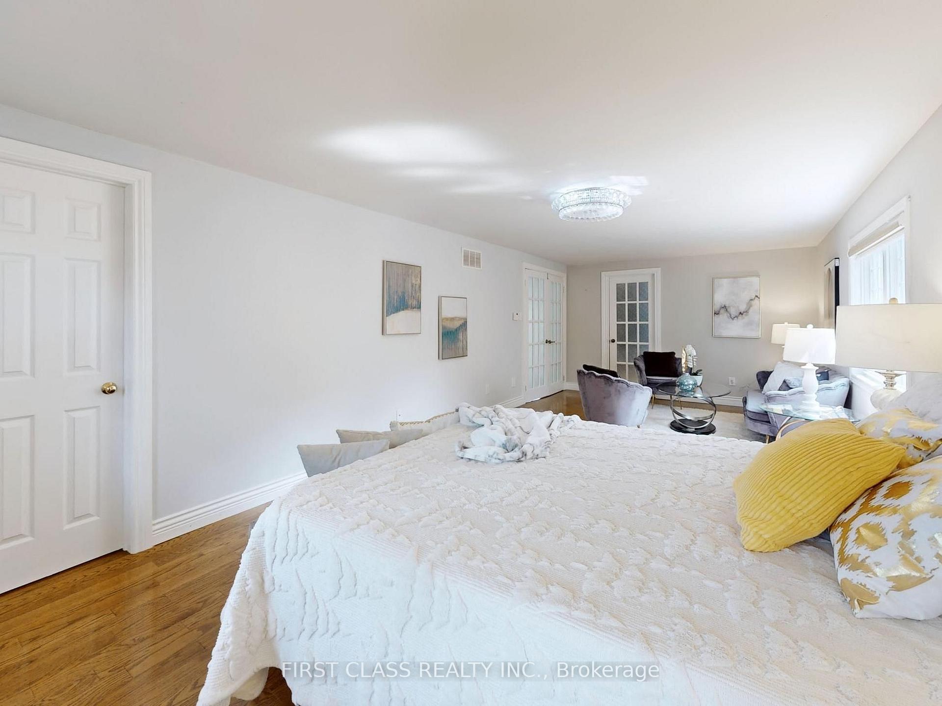 Photo 25 of 125 Longwater Chase, Markham, Unionville — HOMEH