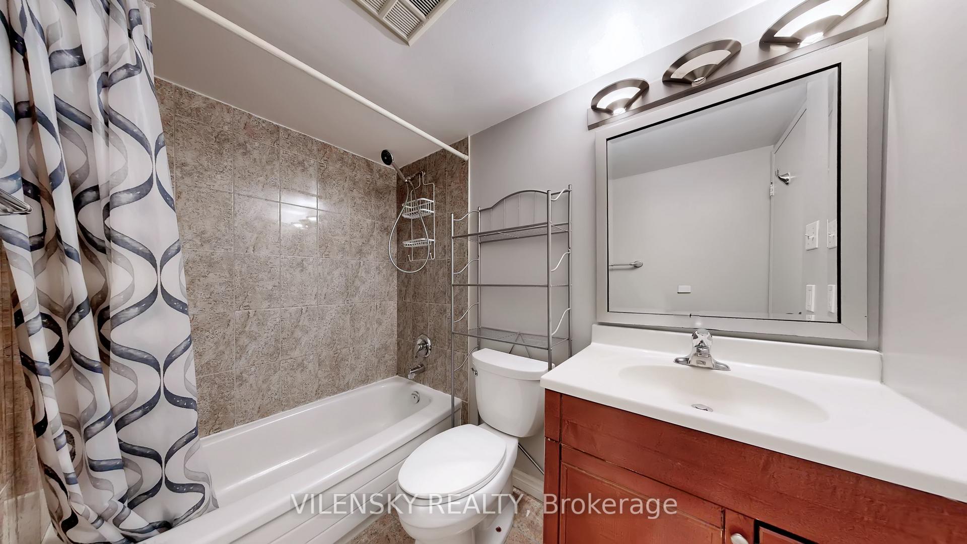Photo 16 of Unit 214, 7460 Bathurst Street, Vaughan, Brownridge — HOMEH