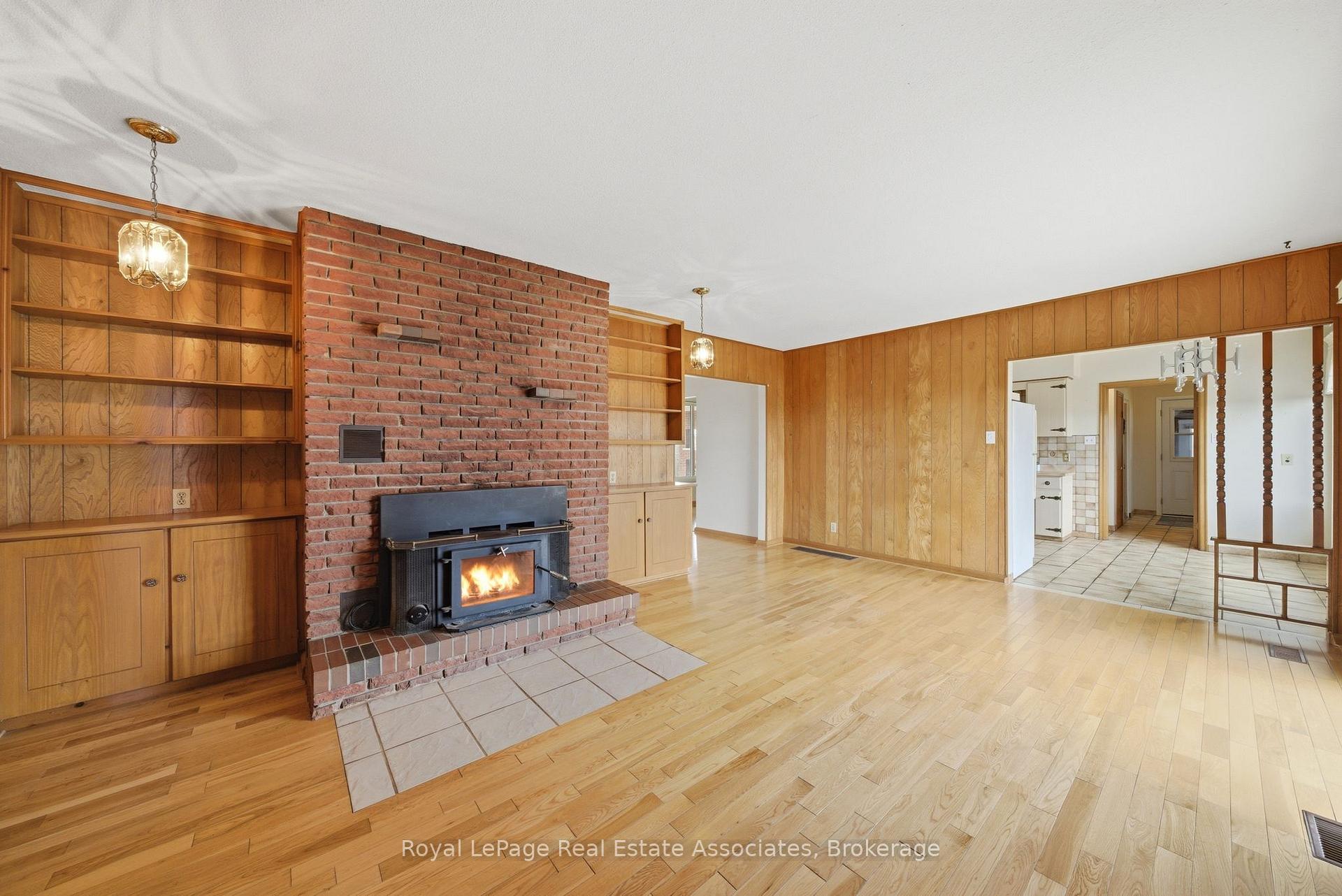 Photo 22 of 1137 Ridge Road, Hamilton, Rural Stoney Creek — HOMEH