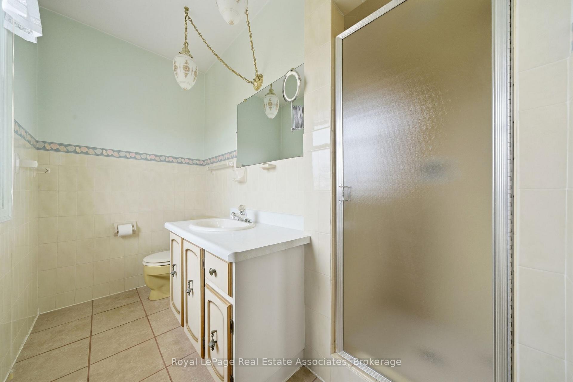 Photo 25 of 1137 Ridge Road, Hamilton, Rural Stoney Creek — HOMEH