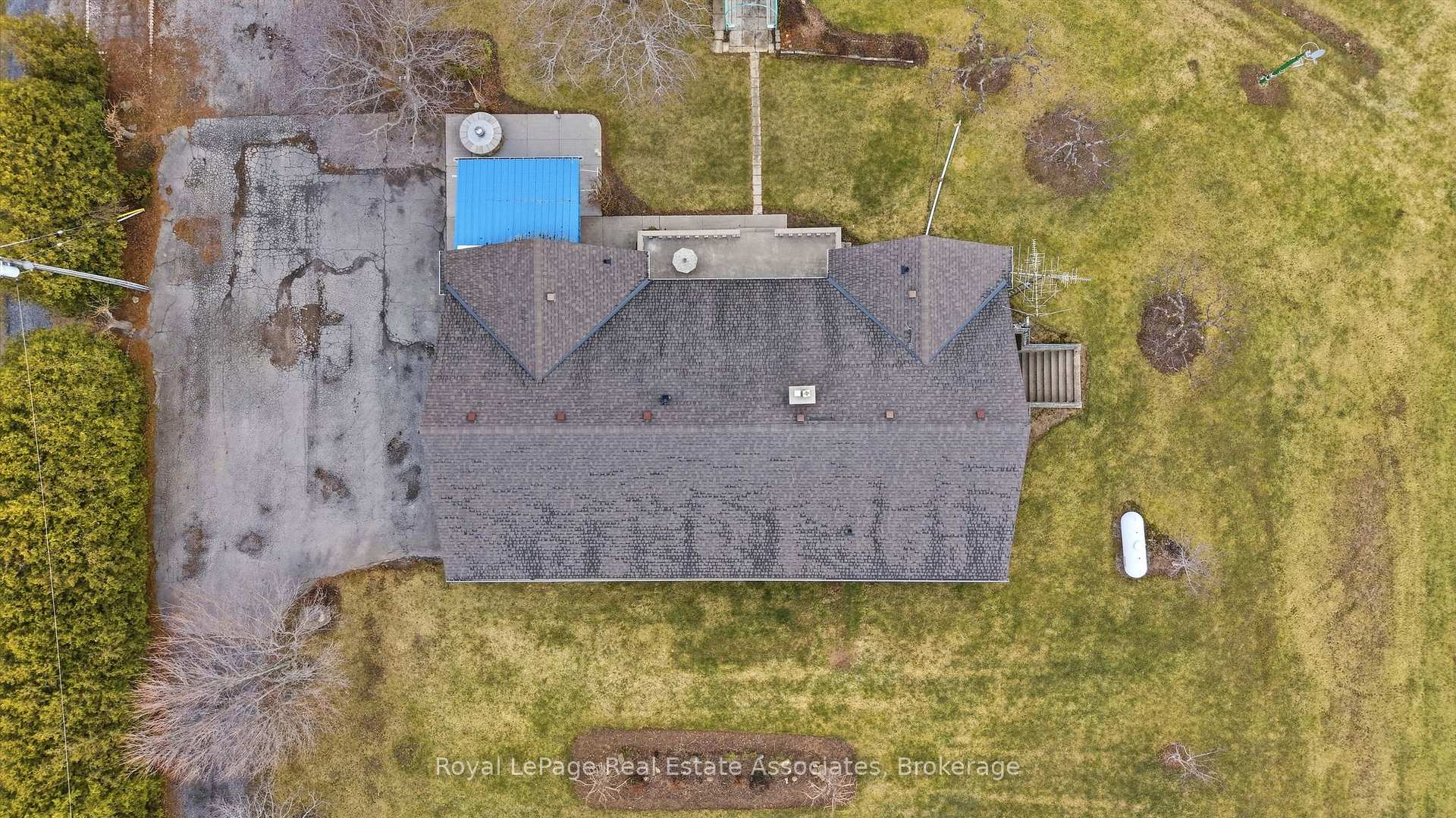 Photo 42 of 1137 Ridge Road, Hamilton, Rural Stoney Creek — HOMEH