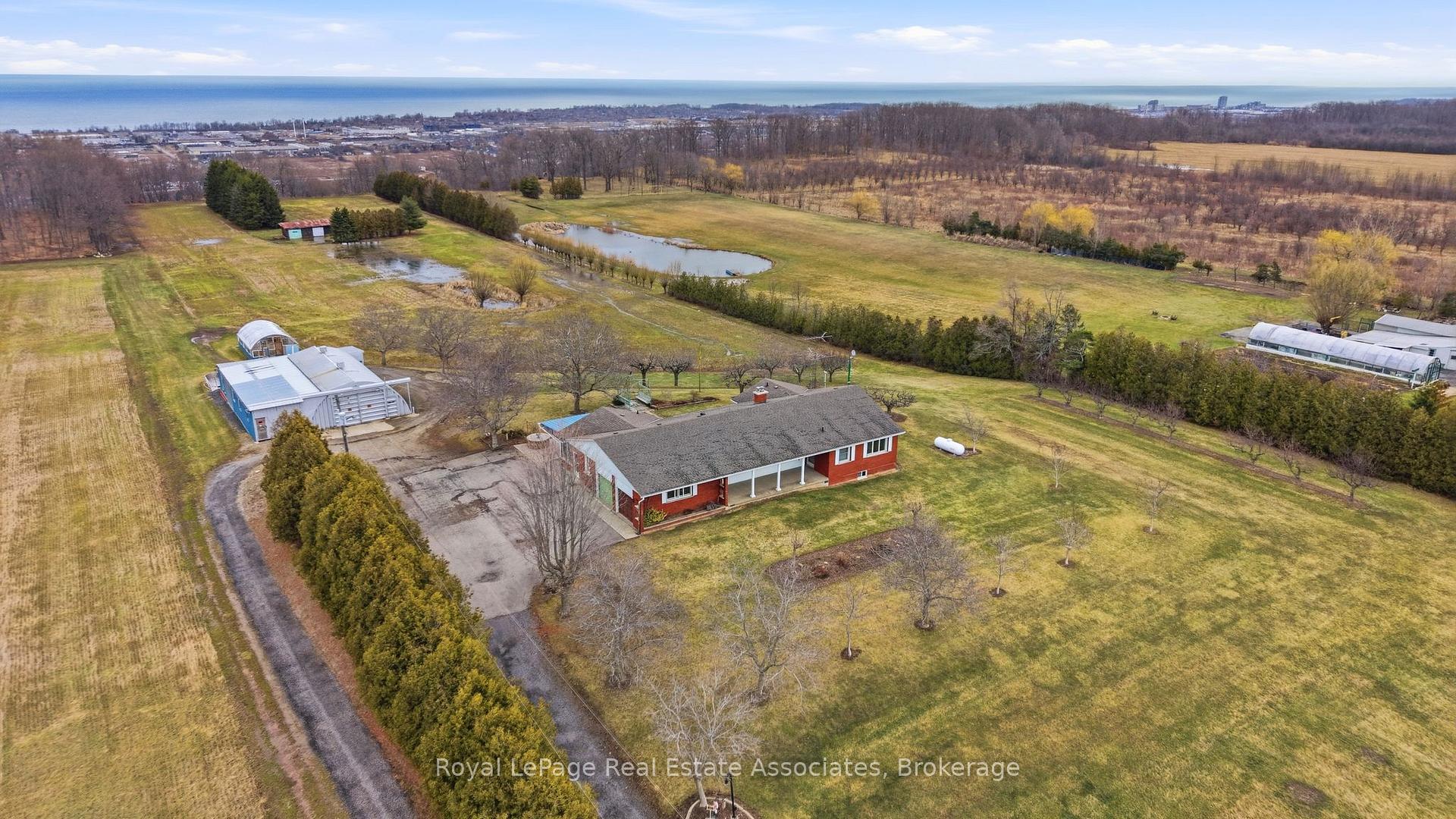 Photo 9 of 1137 Ridge Road, Hamilton, Rural Stoney Creek — HOMEH