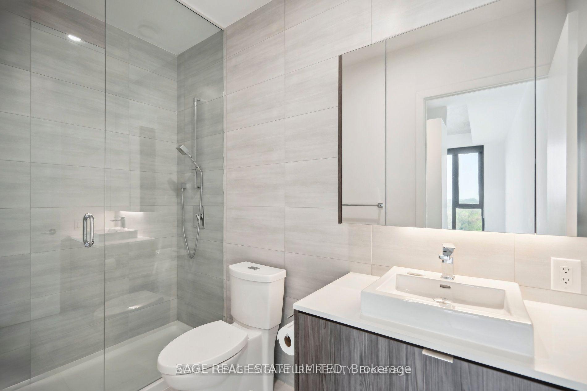 Photo 9 of Unit PH 808, 7 Smith Crescent, Etobicoke, Stonegate-Queensway — HOMEH