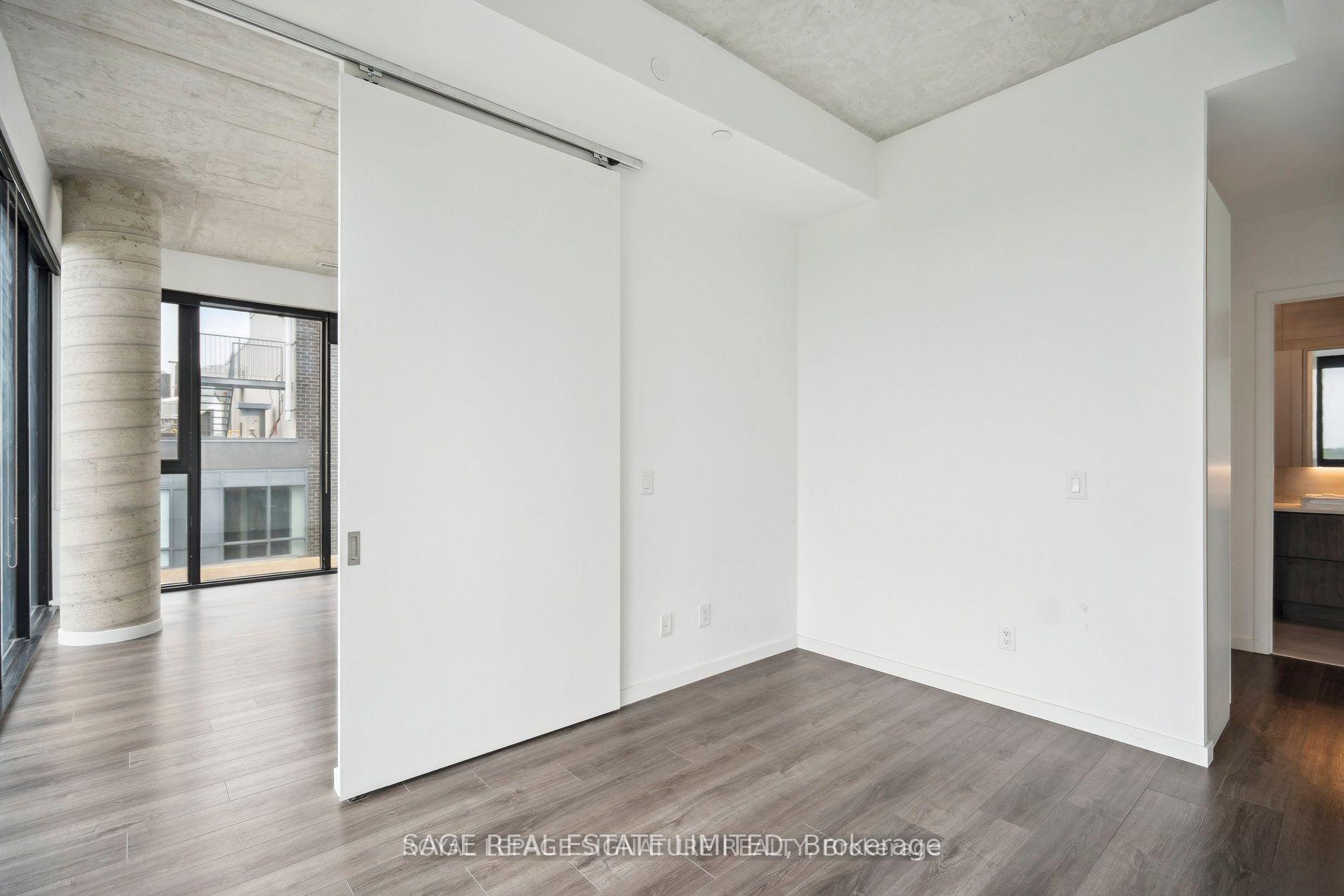 Photo 10 of Unit PH 808, 7 Smith Crescent, Etobicoke, Stonegate-Queensway — HOMEH