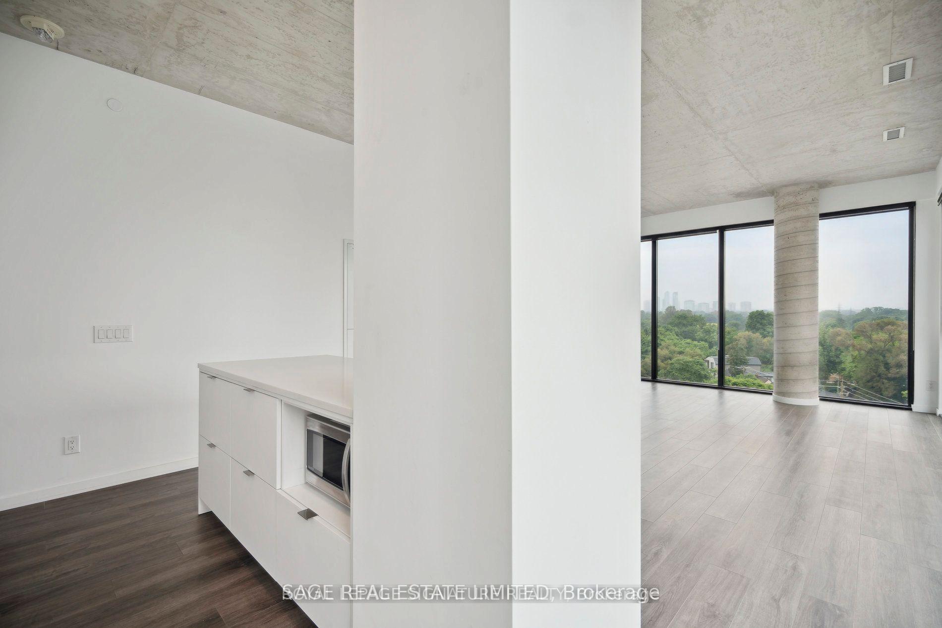 Photo 15 of Unit PH 808, 7 Smith Crescent, Etobicoke, Stonegate-Queensway — HOMEH