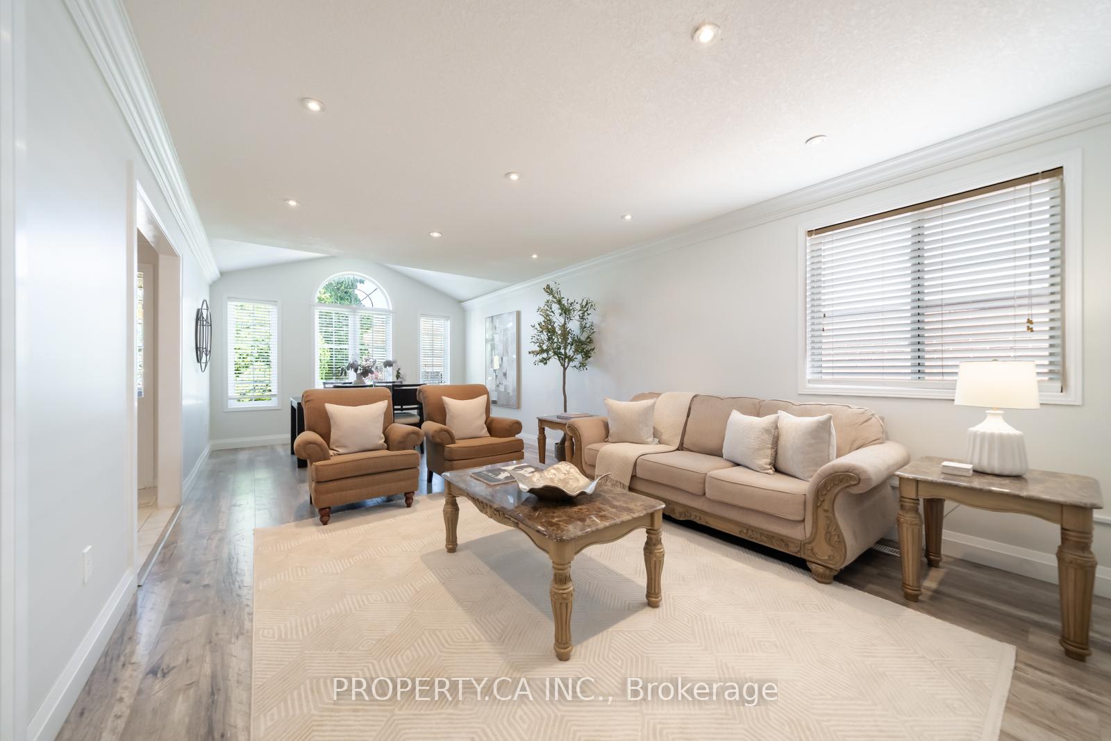 Photo 12 of 67 Massena Drive, Hamilton, Barnstown — HOMEH