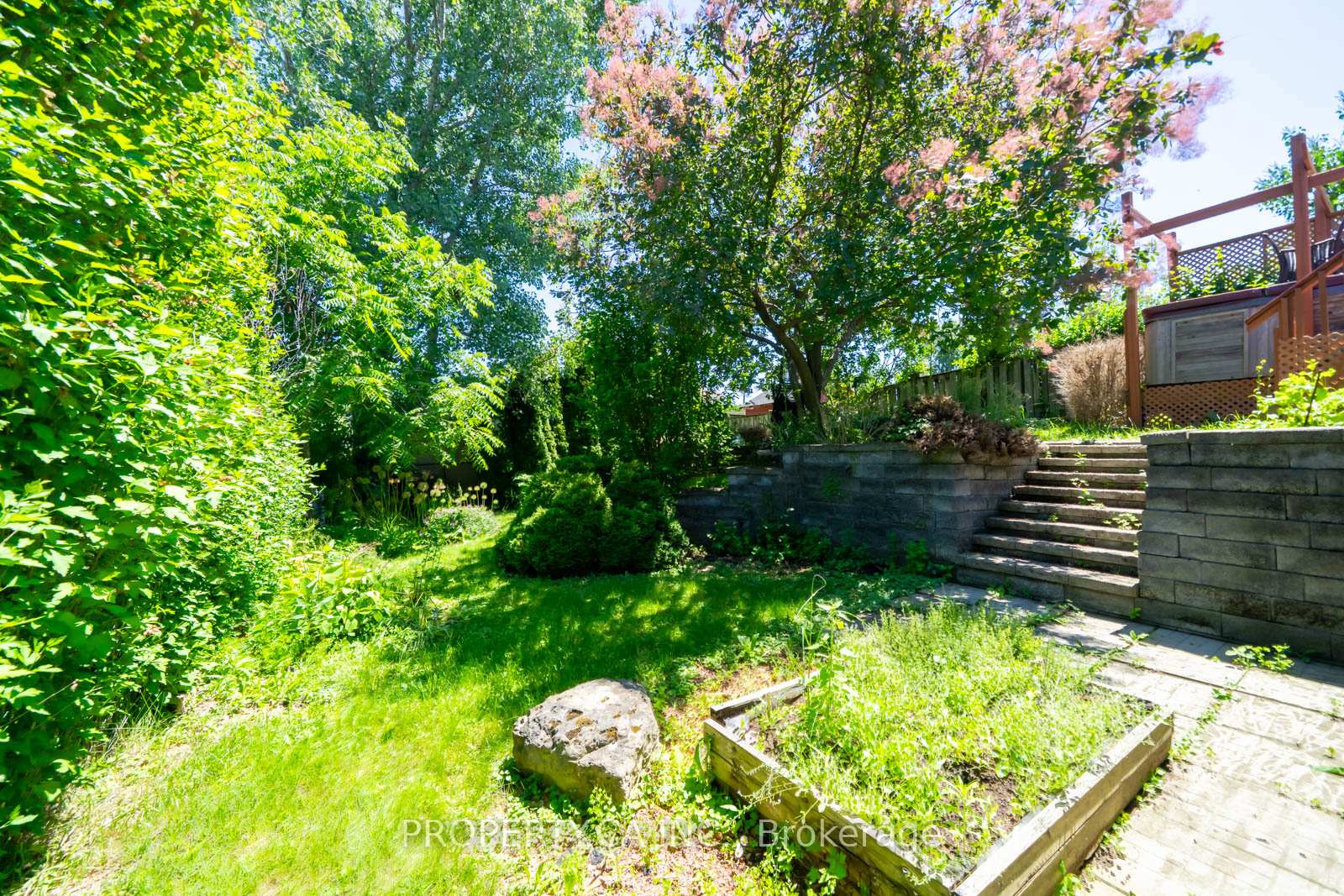 Photo 35 of 67 Massena Drive, Hamilton, Barnstown — HOMEH