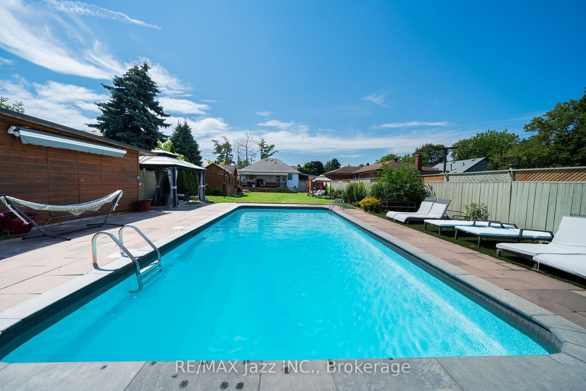 Photo 14 of 12 Warnsworth Street, Scarborough, West Hill — HOMEH