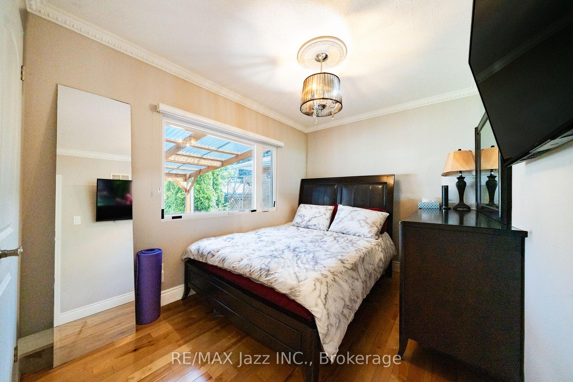 Photo 31 of 12 Warnsworth Street, Scarborough, West Hill — HOMEH