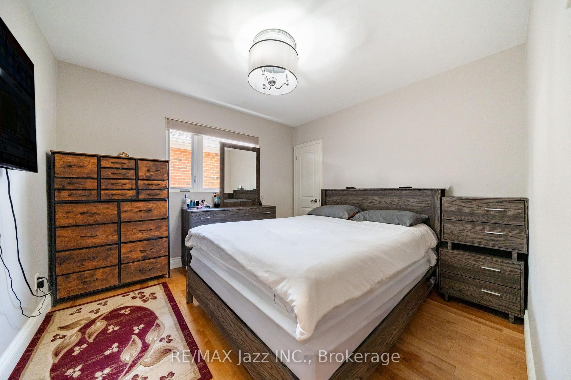 Photo 34 of 12 Warnsworth Street, Scarborough, West Hill — HOMEH
