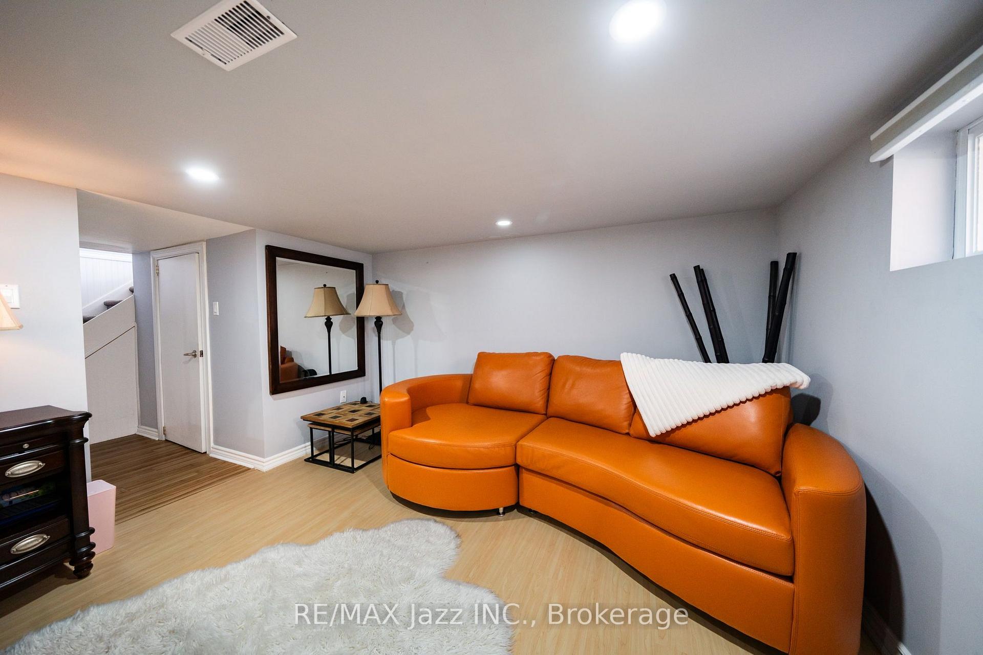 Photo 47 of 12 Warnsworth Street, Scarborough, West Hill — HOMEH