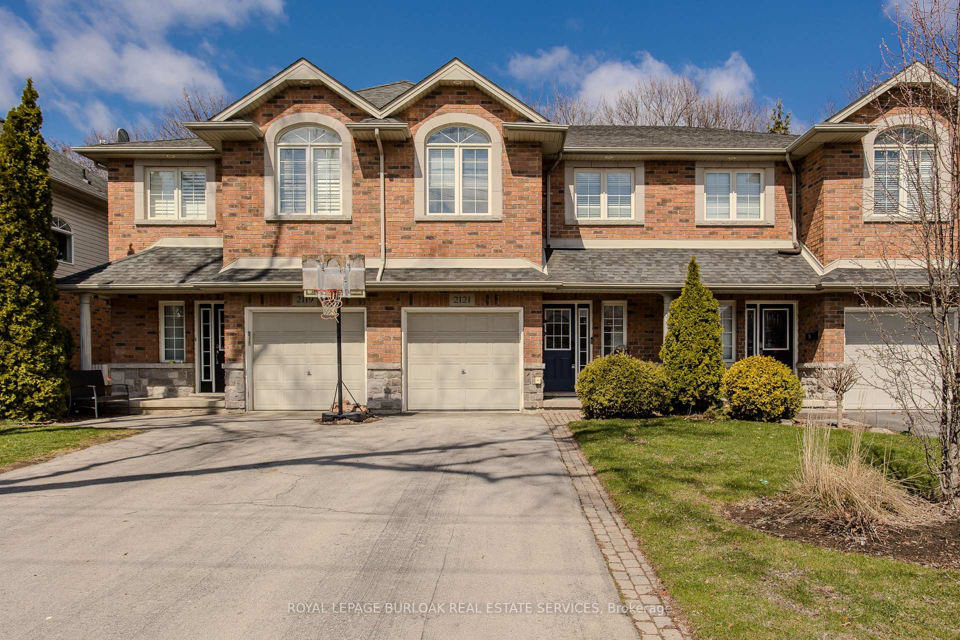 Photo 1 of 2121 Prospect Street, Burlington, Brant — HOMEH