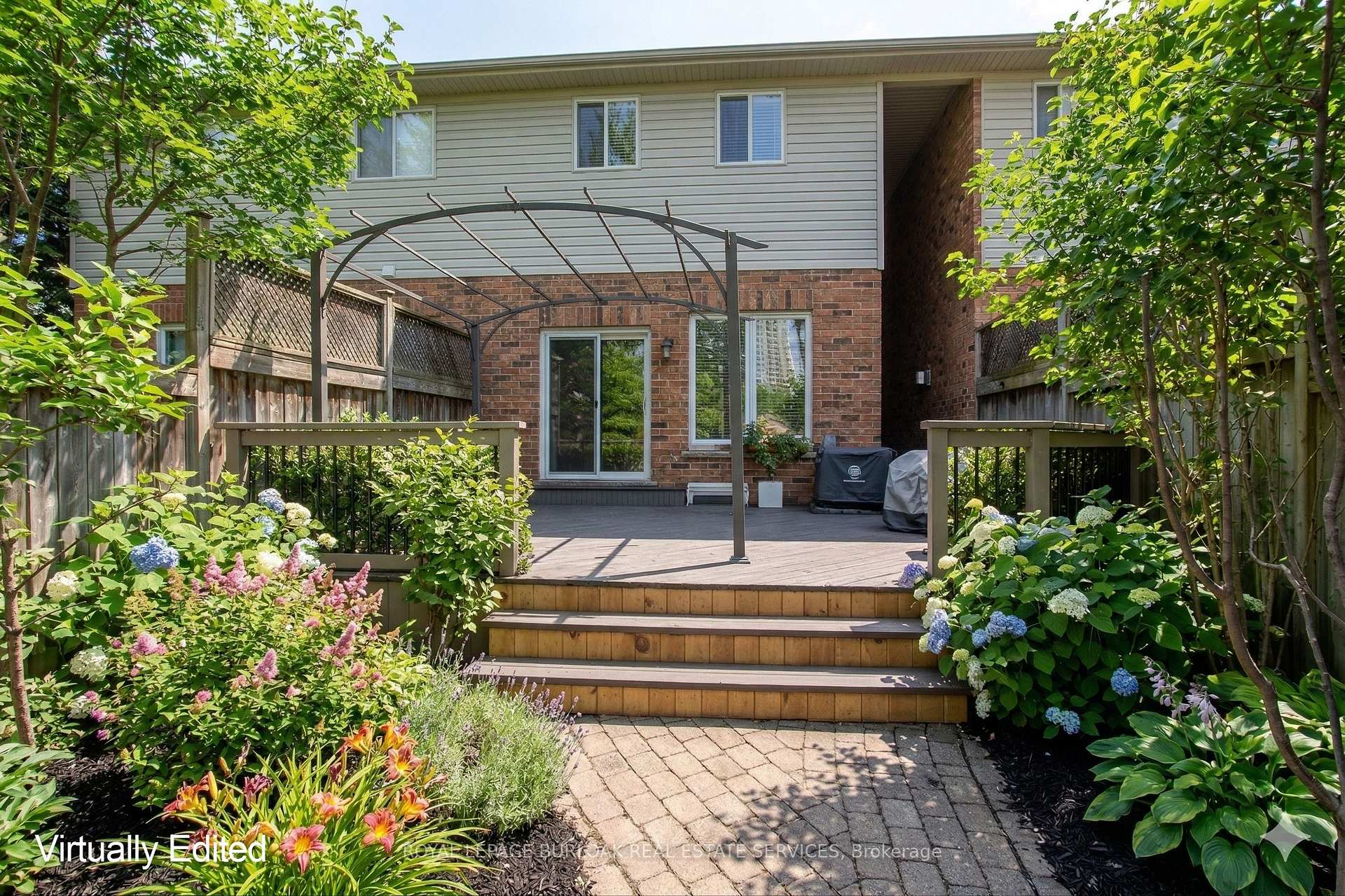 Photo 7 of 2121 Prospect Street, Burlington, Brant — HOMEH