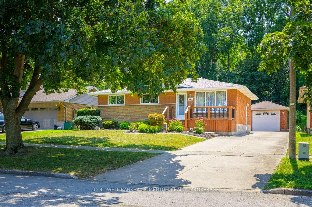 Photo 2 of 4 Parkhill Road, St. Catharines, Burleigh Hill — HOMEH