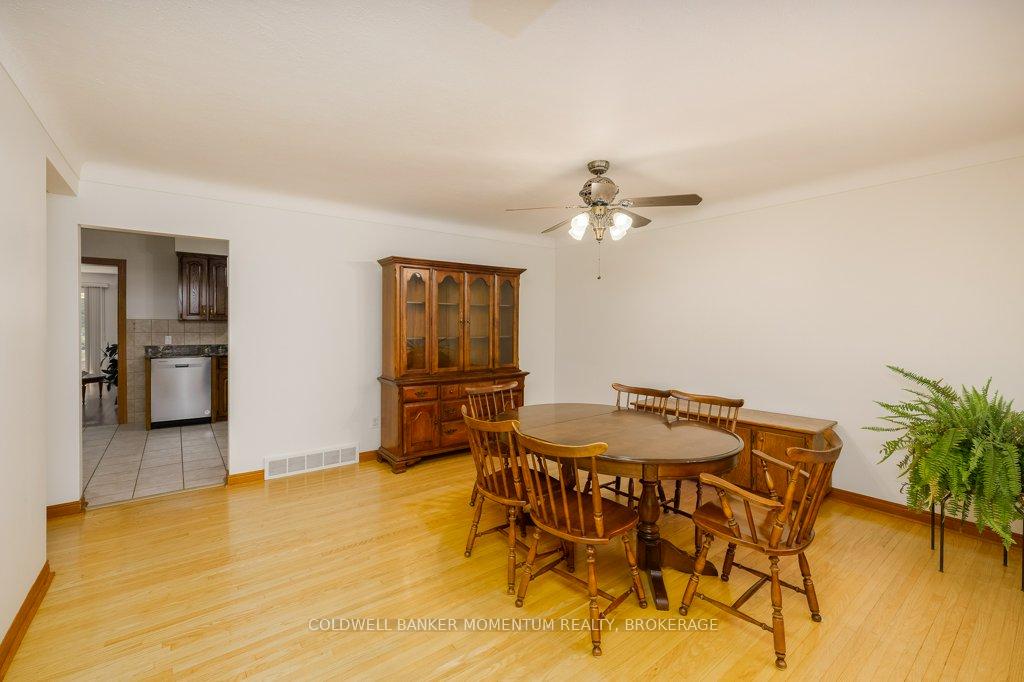 Photo 7 of 4 Parkhill Road, St. Catharines, Burleigh Hill — HOMEH