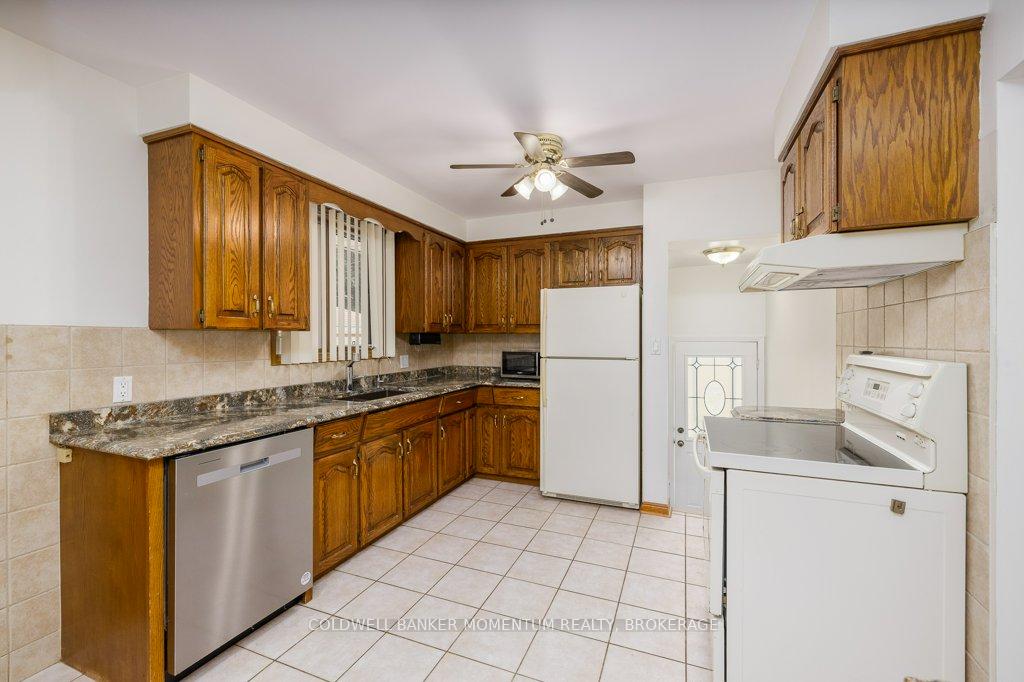 Photo 9 of 4 Parkhill Road, St. Catharines, Burleigh Hill — HOMEH