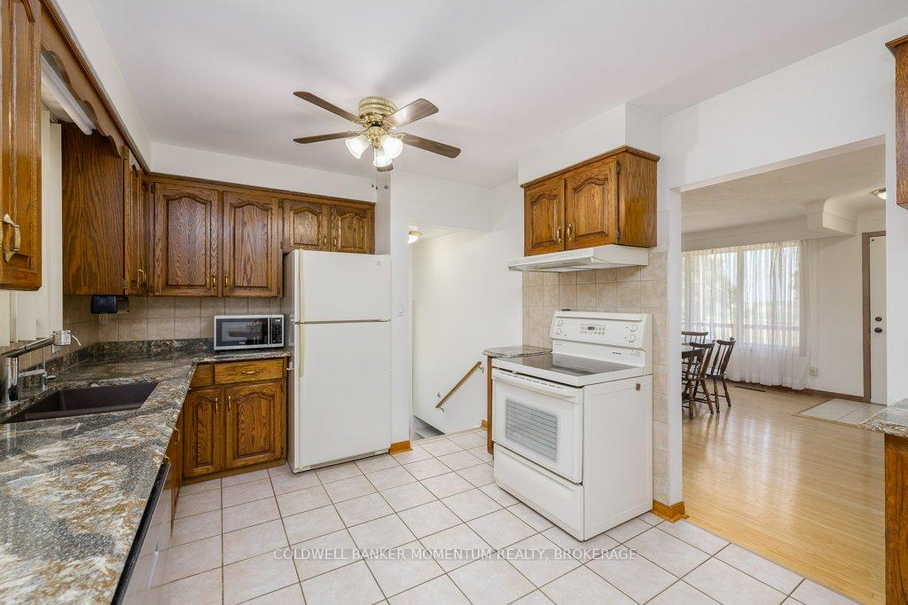 Photo 11 of 4 Parkhill Road, St. Catharines, Burleigh Hill — HOMEH