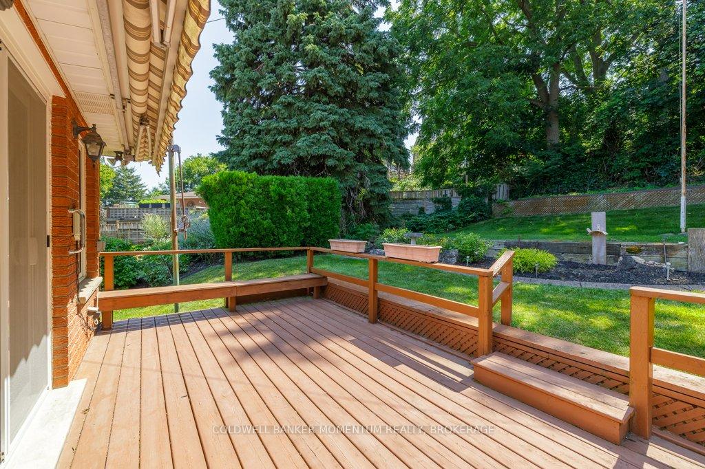 Photo 29 of 4 Parkhill Road, St. Catharines, Burleigh Hill — HOMEH