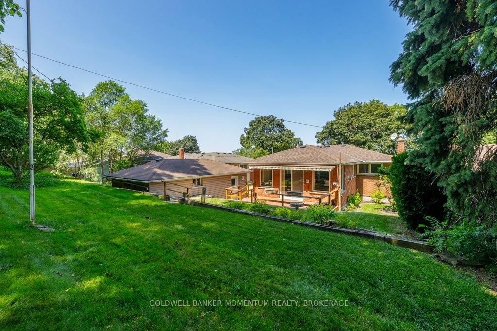 Photo 32 of 4 Parkhill Road, St. Catharines, Burleigh Hill — HOMEH