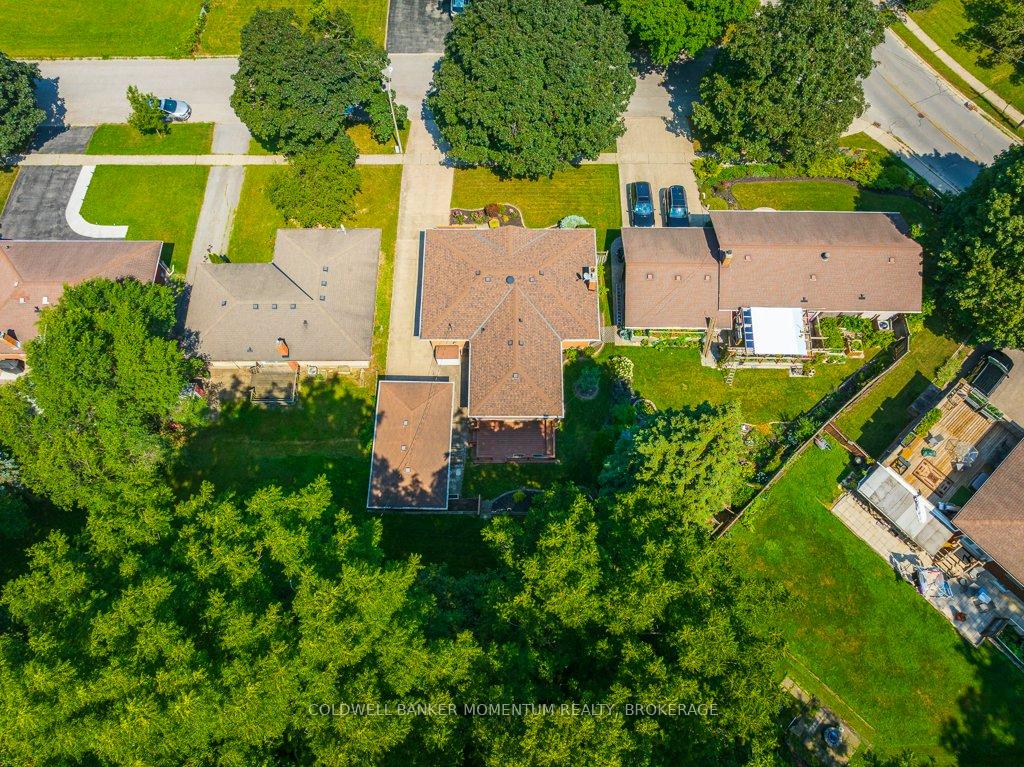 Photo 37 of 4 Parkhill Road, St. Catharines, Burleigh Hill — HOMEH
