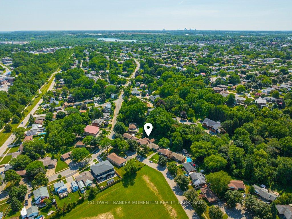 Photo 42 of 4 Parkhill Road, St. Catharines, Burleigh Hill — HOMEH