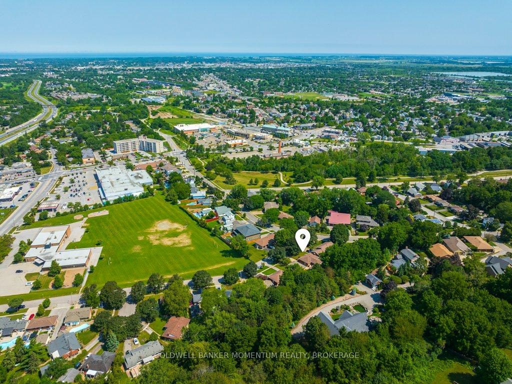 Photo 45 of 4 Parkhill Road, St. Catharines, Burleigh Hill — HOMEH