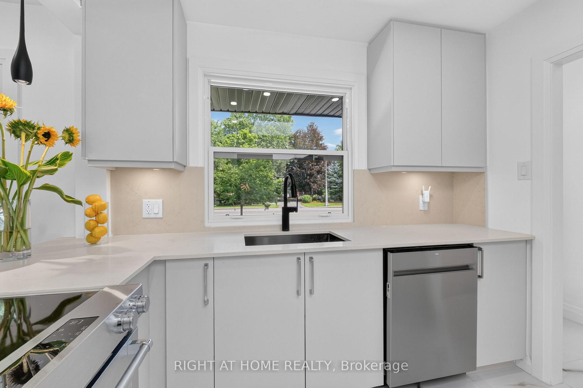 Photo 16 of 200 Island Park Drive, Ottawa, Westboro North — HOMEH