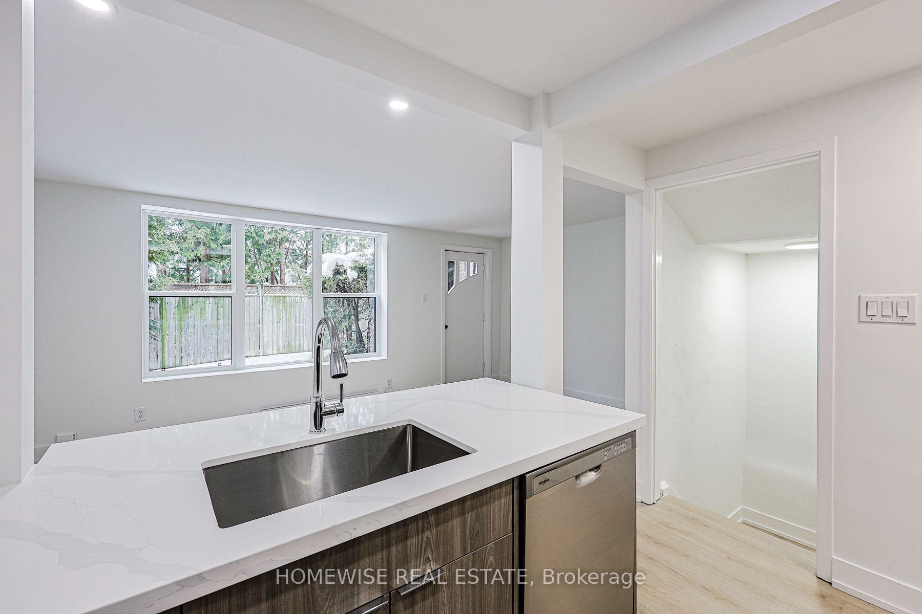 Photo 6 of Unit 8A, 100 Liberty Street N, Clarington, Bowmanville — HOMEH