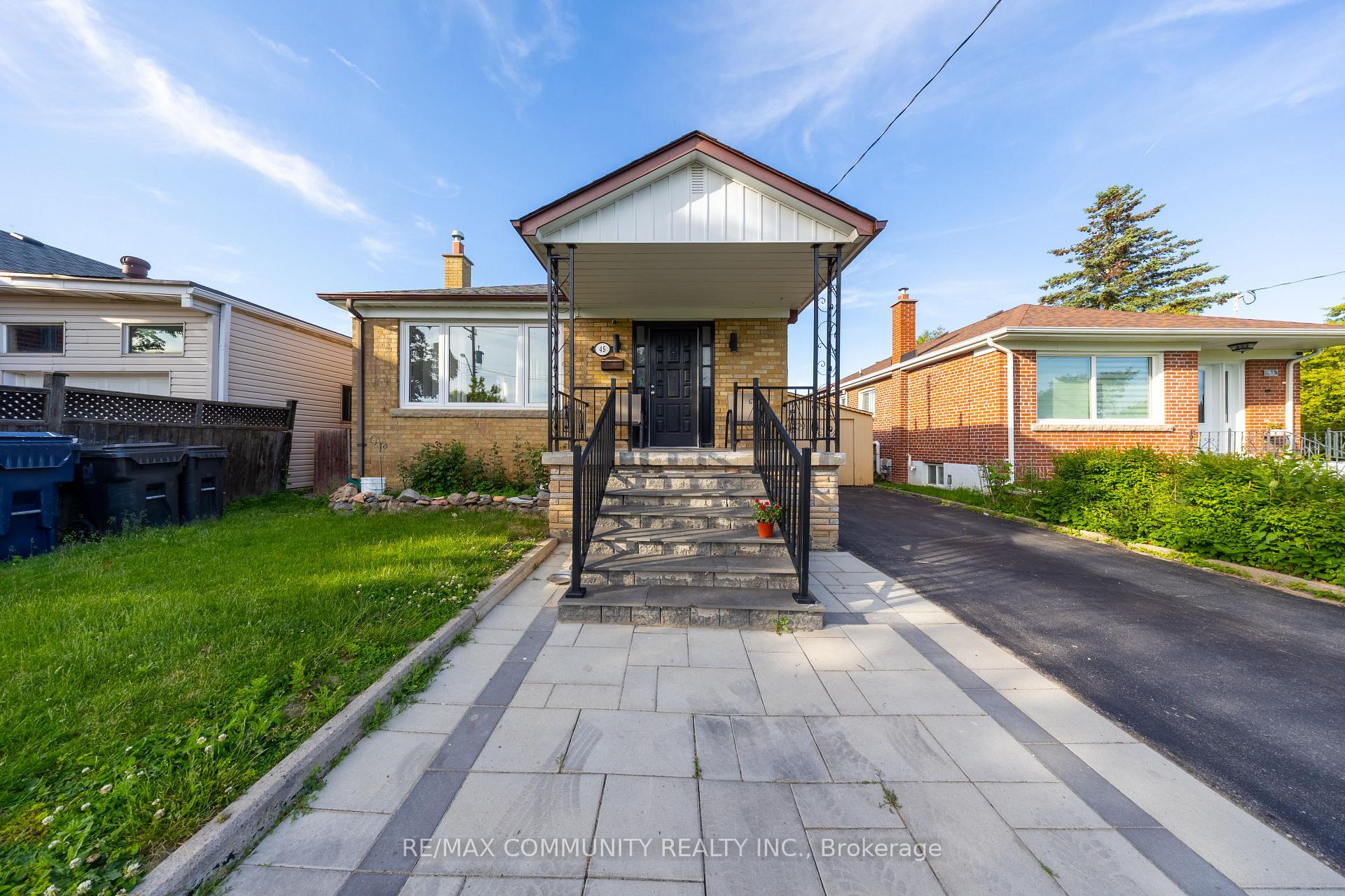 Photo 2 of 45 Barrymore Road, Scarborough, Bendale — HOMEH