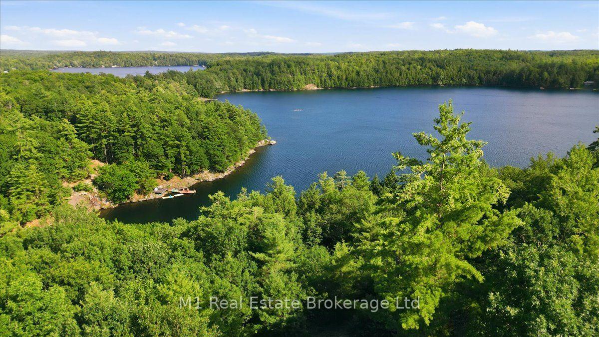 Photo 6 of 1106 Stephen Road, Muskoka Lakes, Medora — HOMEH