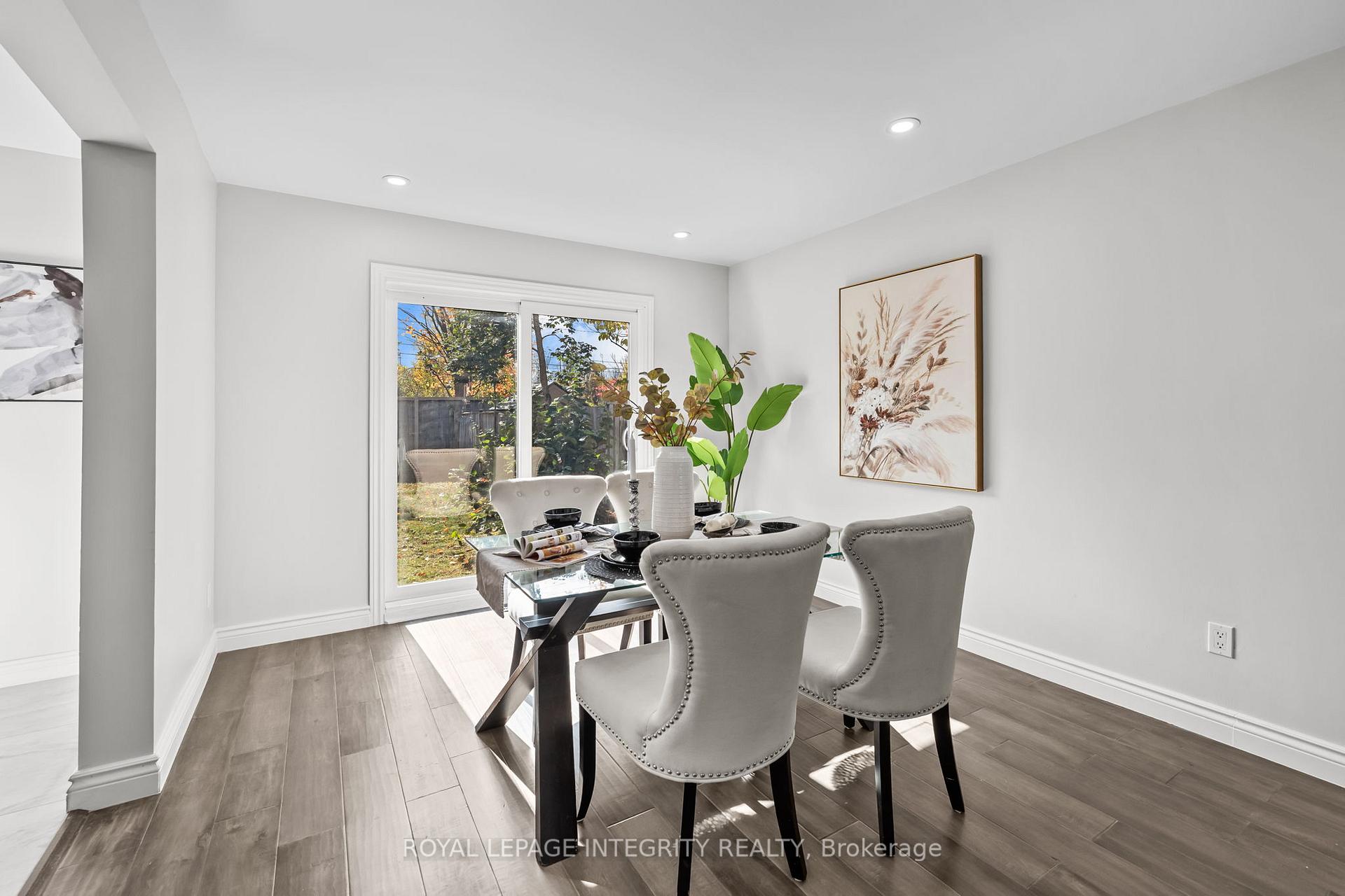Photo 8 of 83 Saddle Crescent, Ottawa, Hunt Club Park — HOMEH