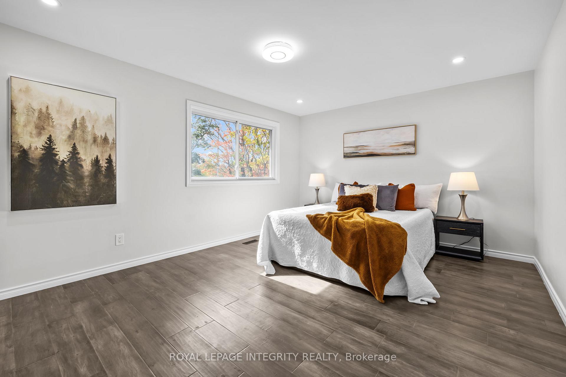 Photo 20 of 83 Saddle Crescent, Ottawa, Hunt Club Park — HOMEH