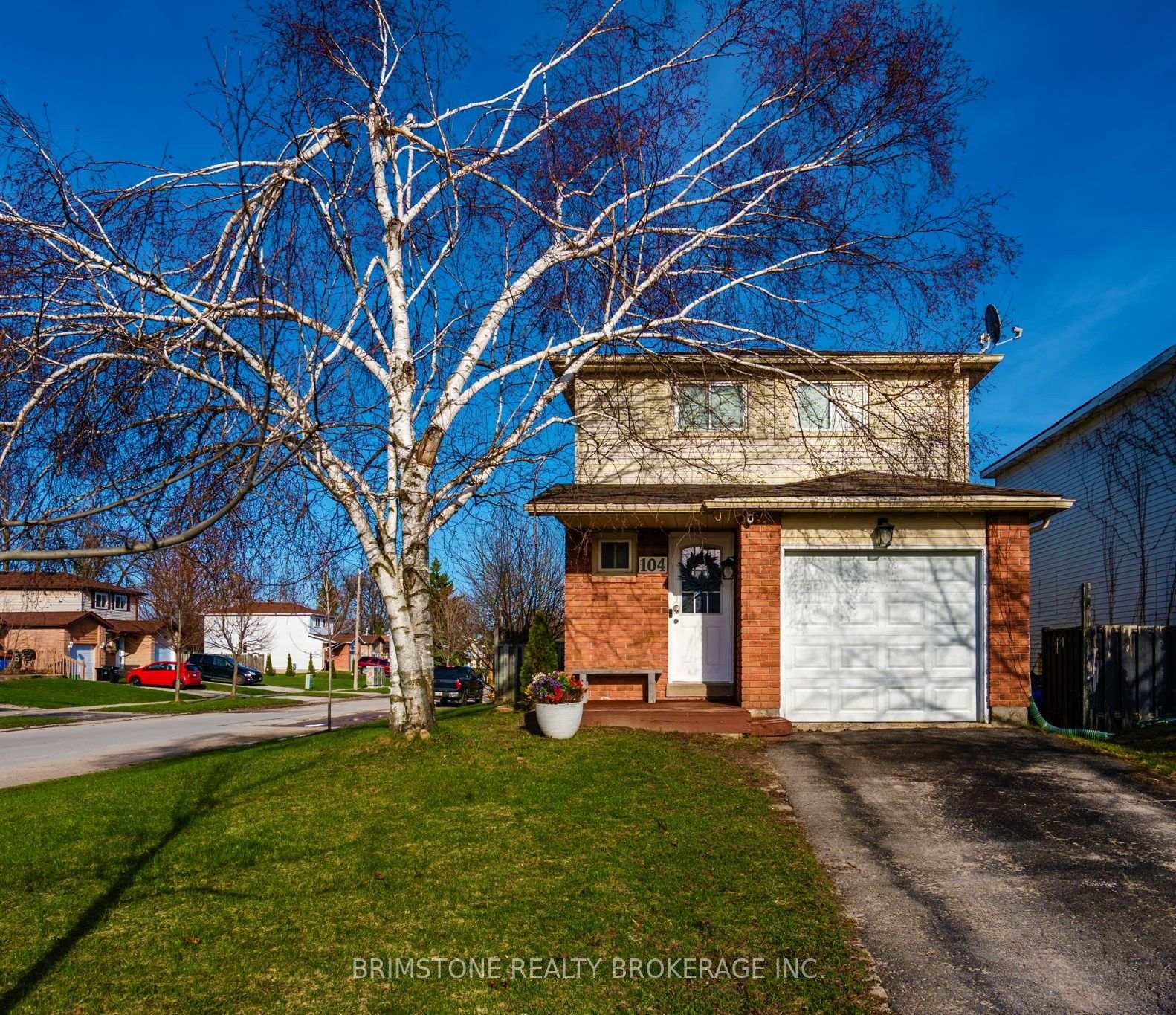 Photo 1 of 104 Hickling Trail, Barrie, Grove East — HOMEH