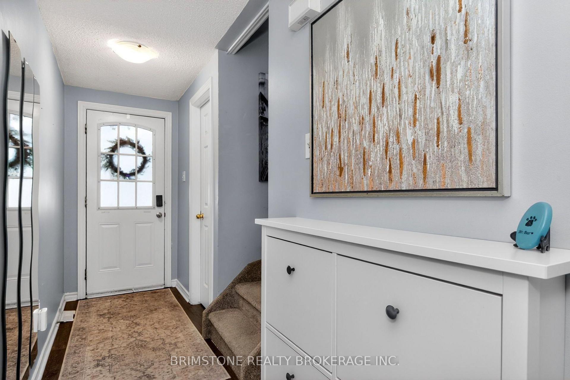 Photo 9 of 104 Hickling Trail, Barrie, Grove East — HOMEH