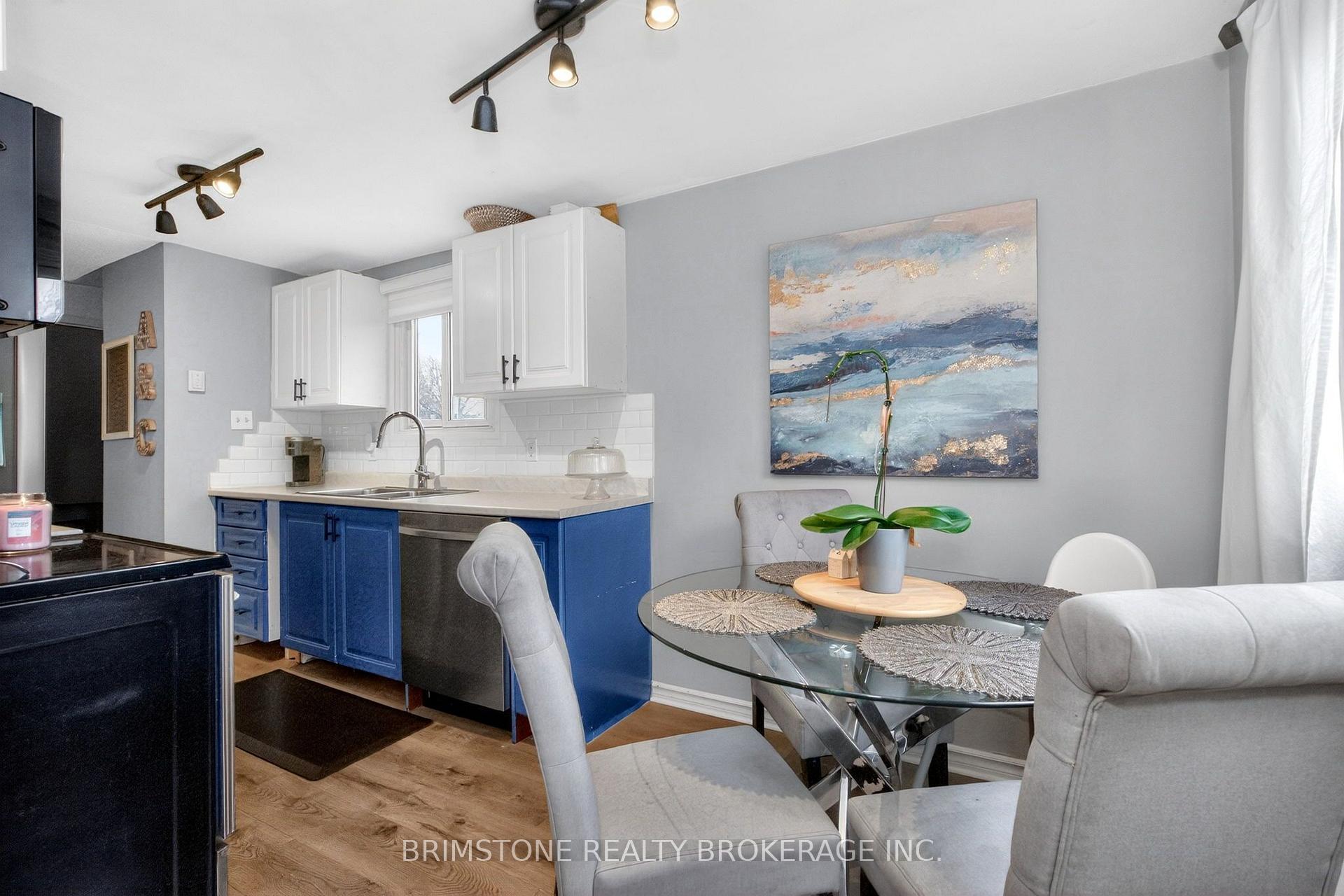 Photo 18 of 104 Hickling Trail, Barrie, Grove East — HOMEH