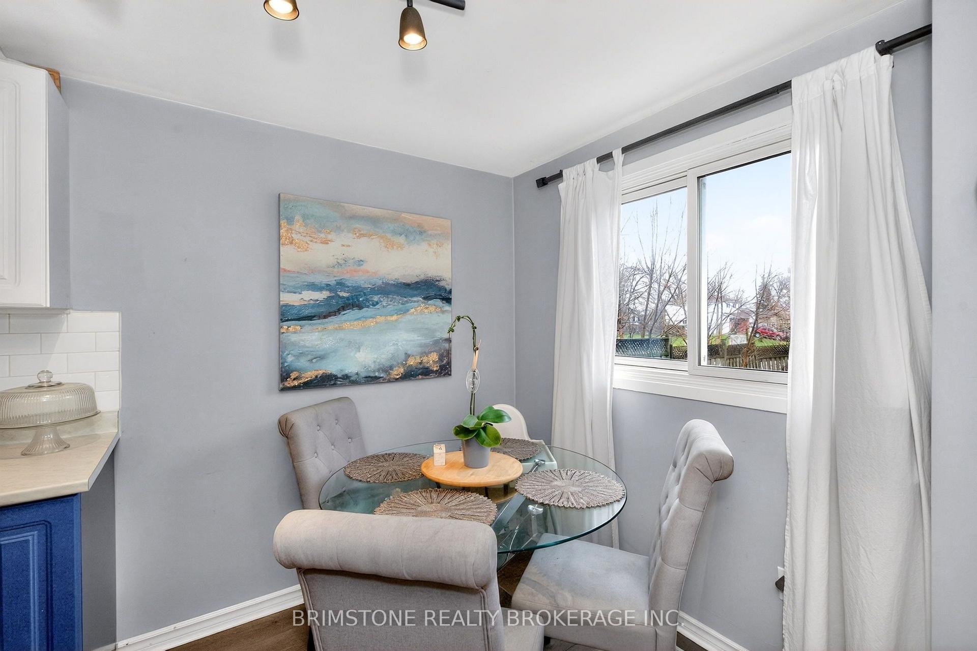 Photo 19 of 104 Hickling Trail, Barrie, Grove East — HOMEH
