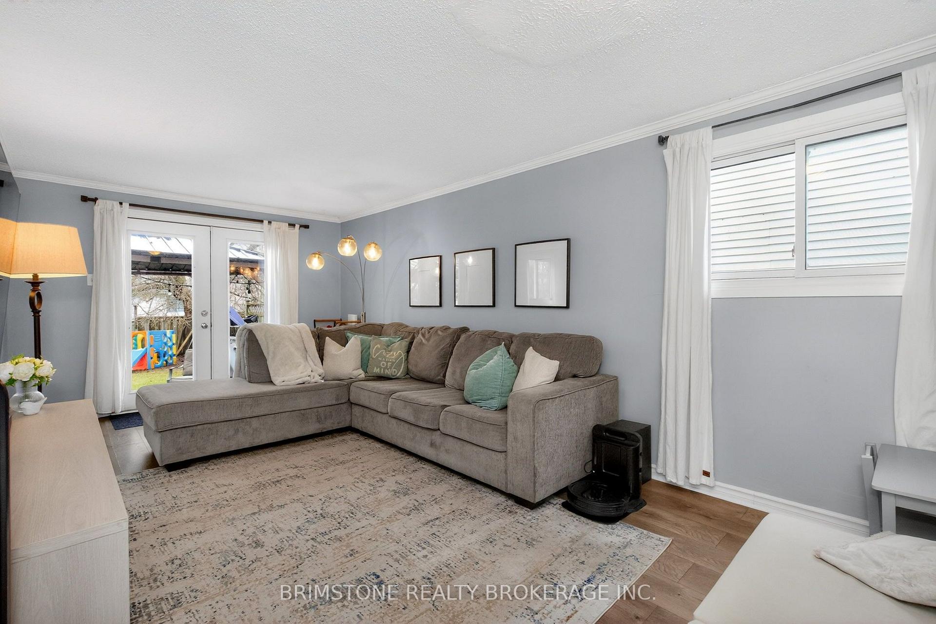 Photo 24 of 104 Hickling Trail, Barrie, Grove East — HOMEH