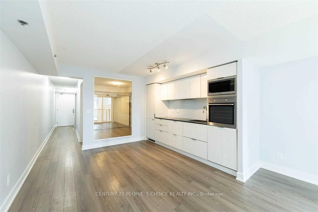 Photo 4 of Unit 715, 318 Richmond Street W, Toronto, Waterfront Communities — HOMEH