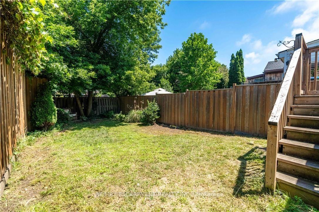 Photo 26 of 195 Wood Street E, Hamilton, North End — HOMEH