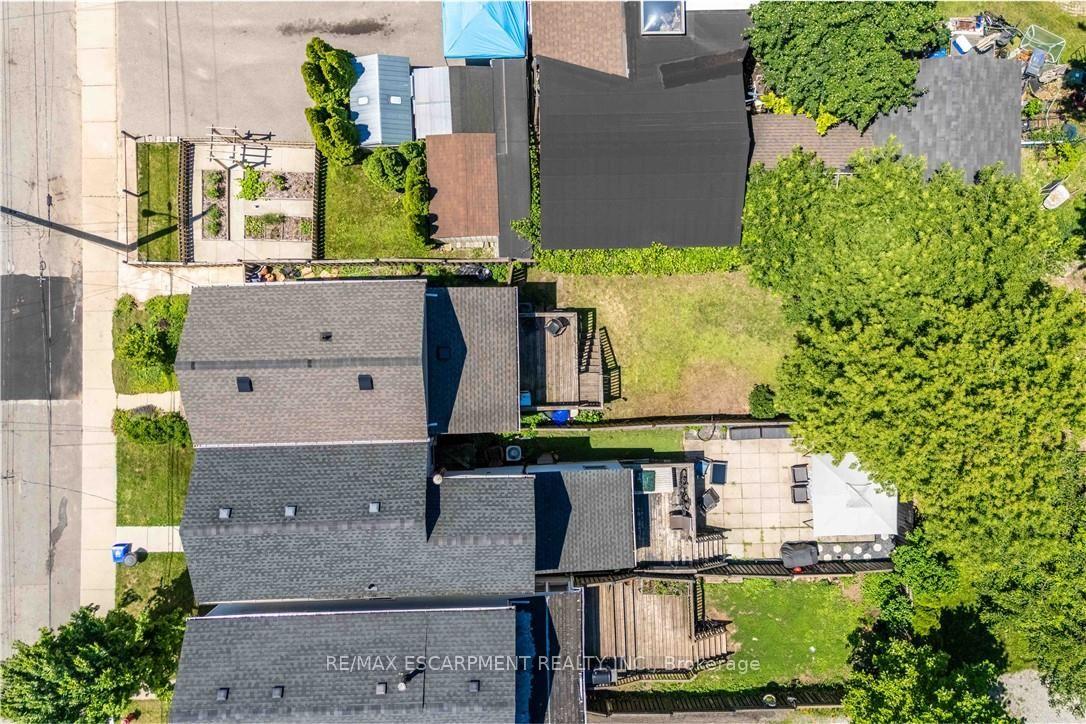 Photo 30 of 195 Wood Street E, Hamilton, North End — HOMEH