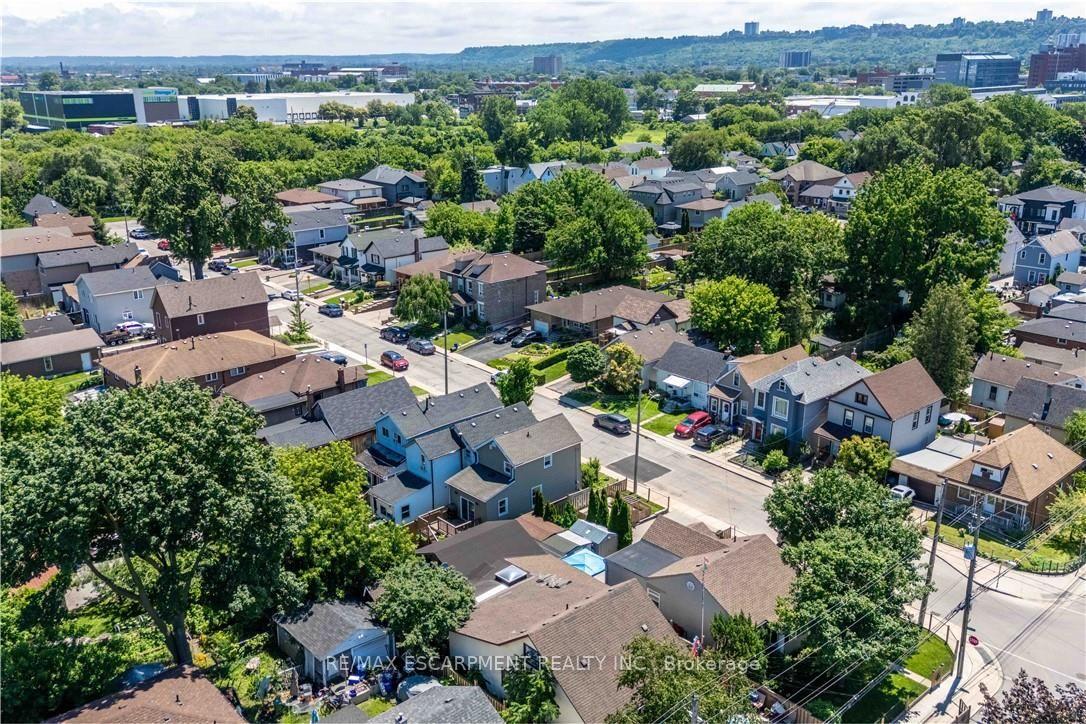 Photo 34 of 195 Wood Street E, Hamilton, North End — HOMEH