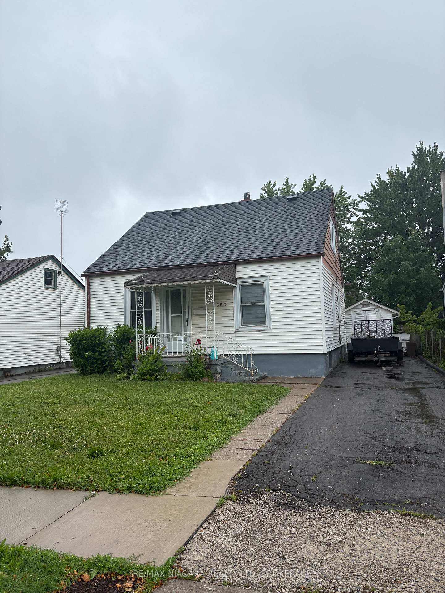 Photo 1 of 380 Corvette Street, Welland, Lincoln/Crowland — HOMEH