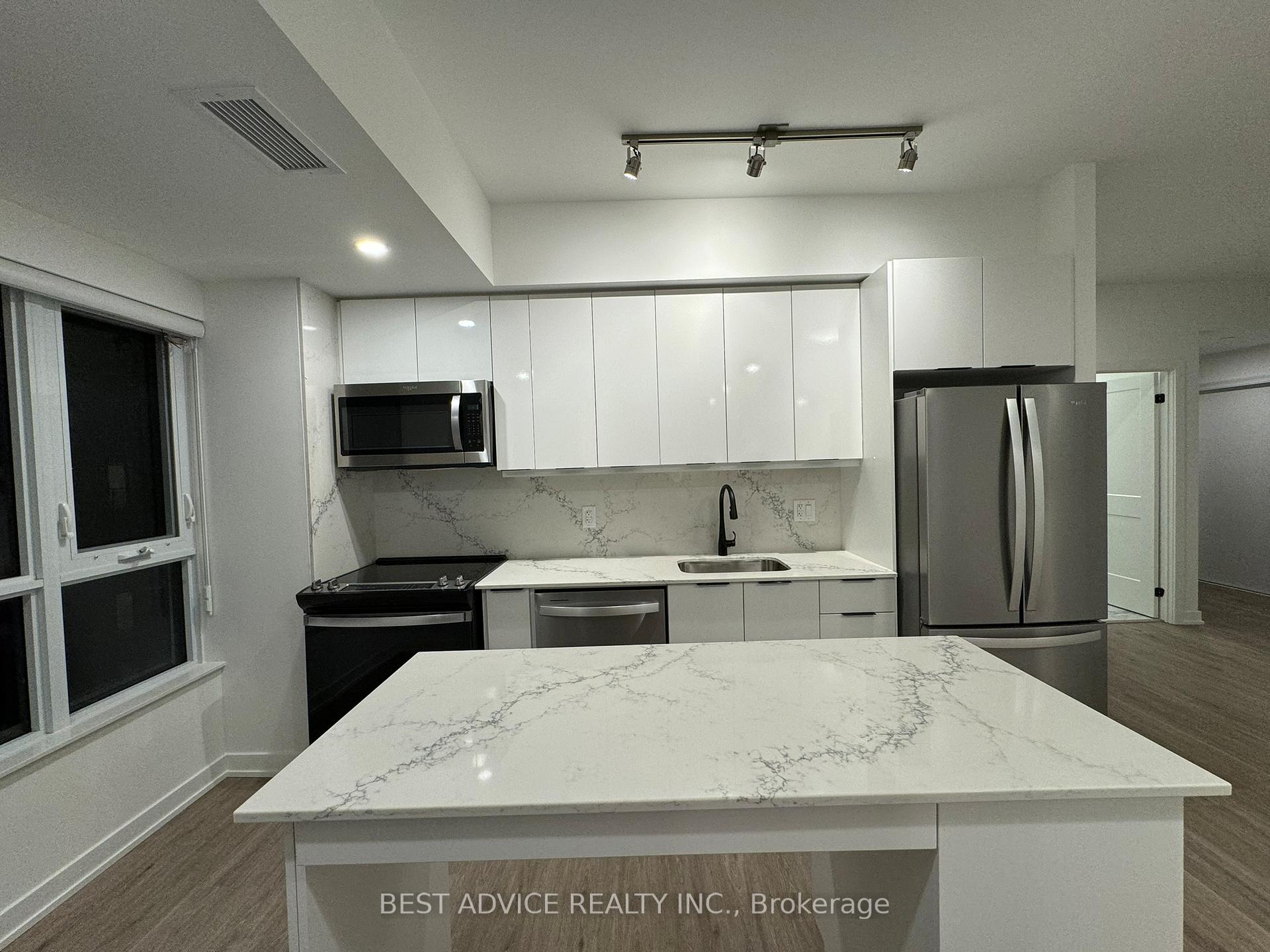 Photo 7 of Unit 809, 56 Lakeside Terrace, Barrie, Little Lake — HOMEH